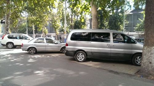 違章停車被拖壞，就該自認(rèn)倒霉？告訴車主如何獲得賠償